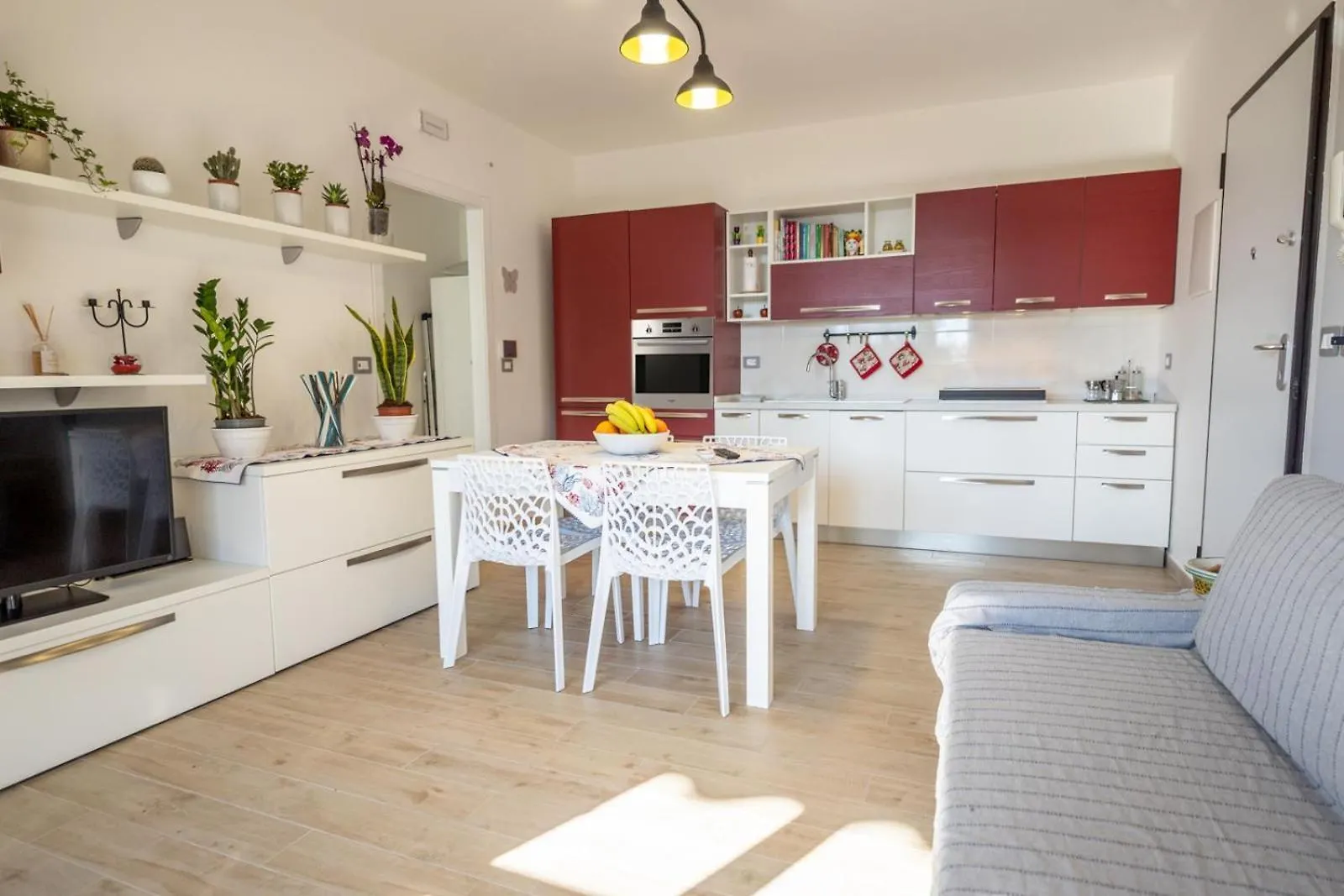 Apartment Brisa Home Beach Mazzeo Italy